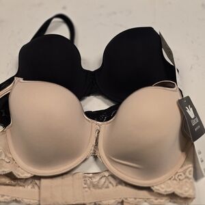 2 Wacoal Black and Cream Bra Duo